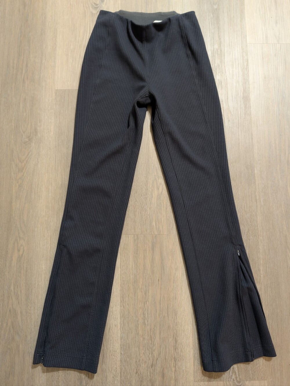 Lululemon Charcoal Black Ribbed Flare Leg Zipper Pants - 4 - Preloved